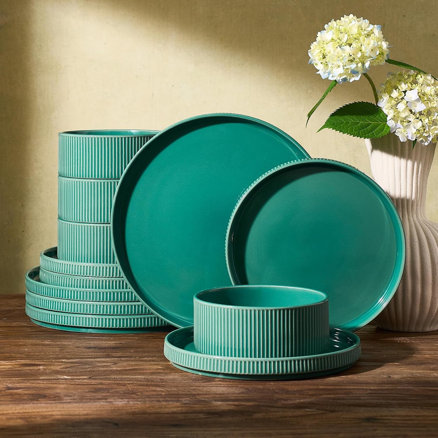 Famiware Ceramic Plates and Bowls Set, 12pc Ribbed Dishes for 4, Sage Green | Stoneware Dinnerware with Lipped Edges, Chip & Scratch Resistant, Microwave & Dishwasher Safe, Modern, Everyday & Formal Use
