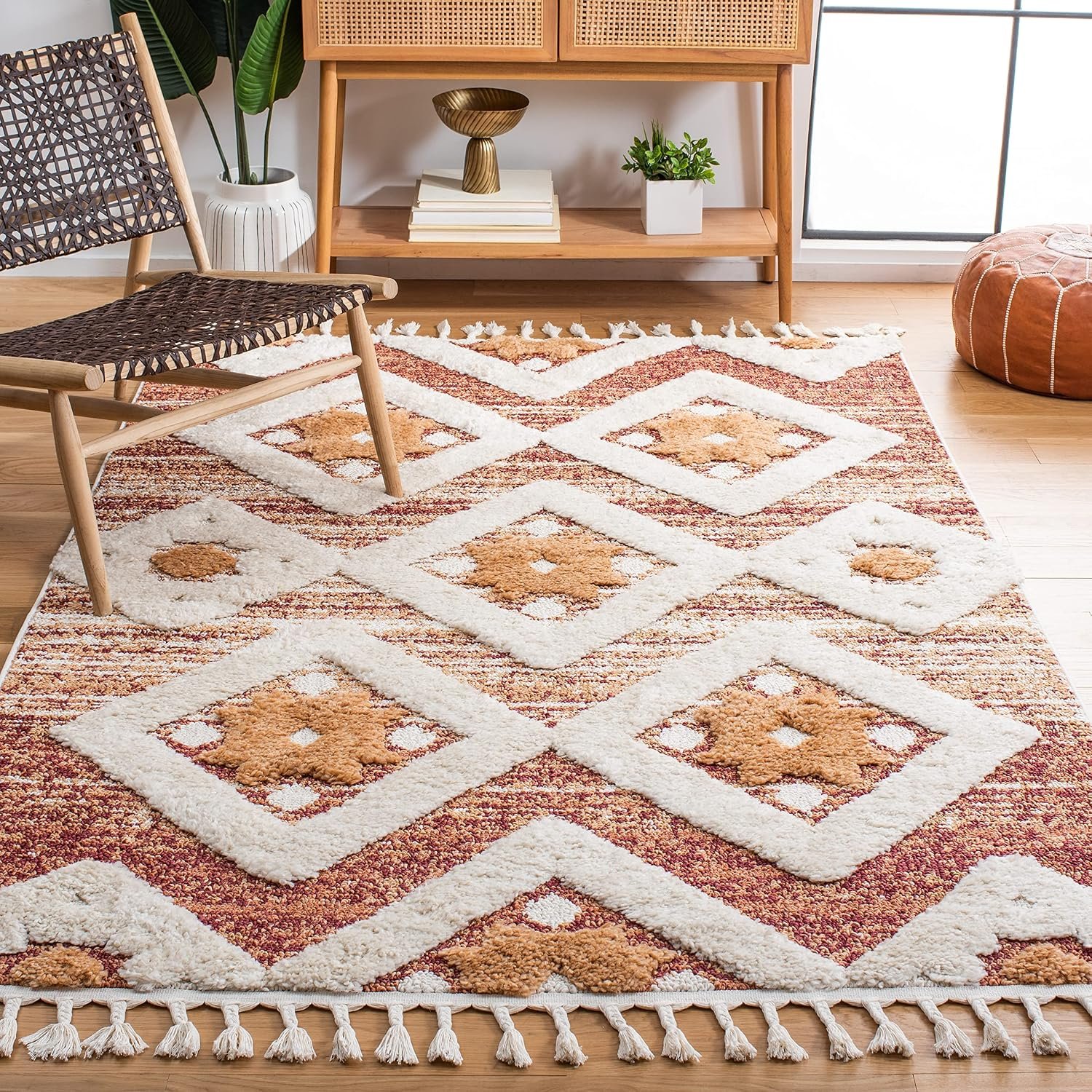 SAFAVIEH Moroccan Tassel Shag Collection Area Rug – 5’3″ x 7’6″, Rust & Ivory, Boho Design, Non-Shedding & Easy Care, 2-inch Thick Ideal for High Traffic Areas in Living Room, Bedroom (MTS664P)