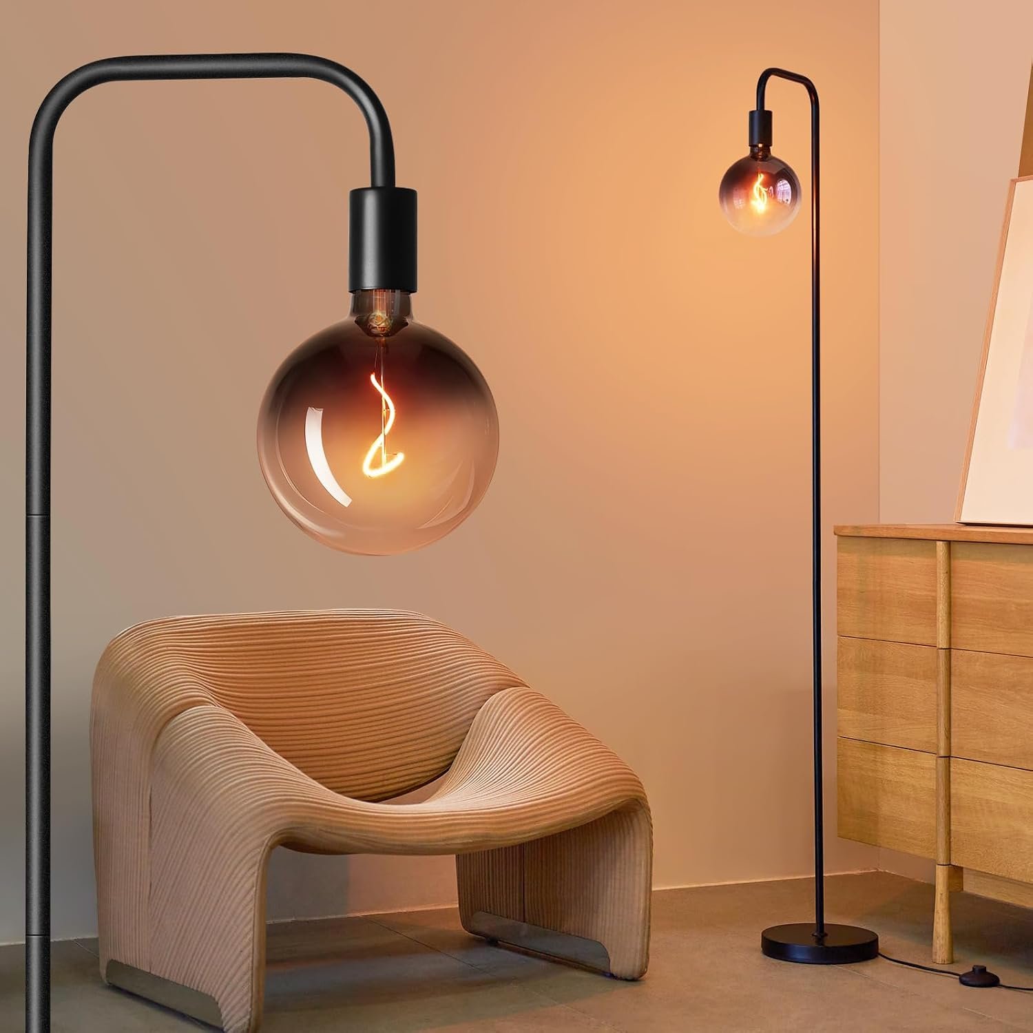 ONEWISH Floor Lamp for Living Room – Minimalist Industrial Standing Lamp with Modern LED Bulb, Globe Black Clear Glass 6″, 1800K Warm Ambiant Lighting Decorative Tall Floor Lamp for Bedroom Office